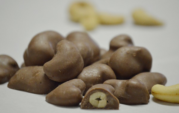 8 oz. Milk Chocolate Covered Cashews in box